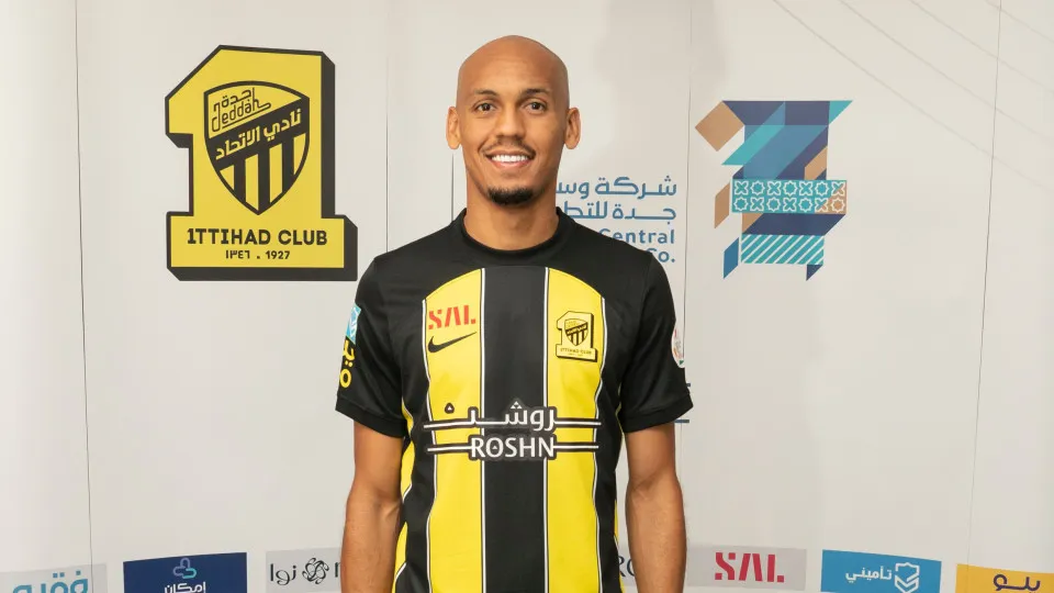 Oficial: Fabinho troca Liverpool pelo Al Ittihad de Nuno Espírito Santo