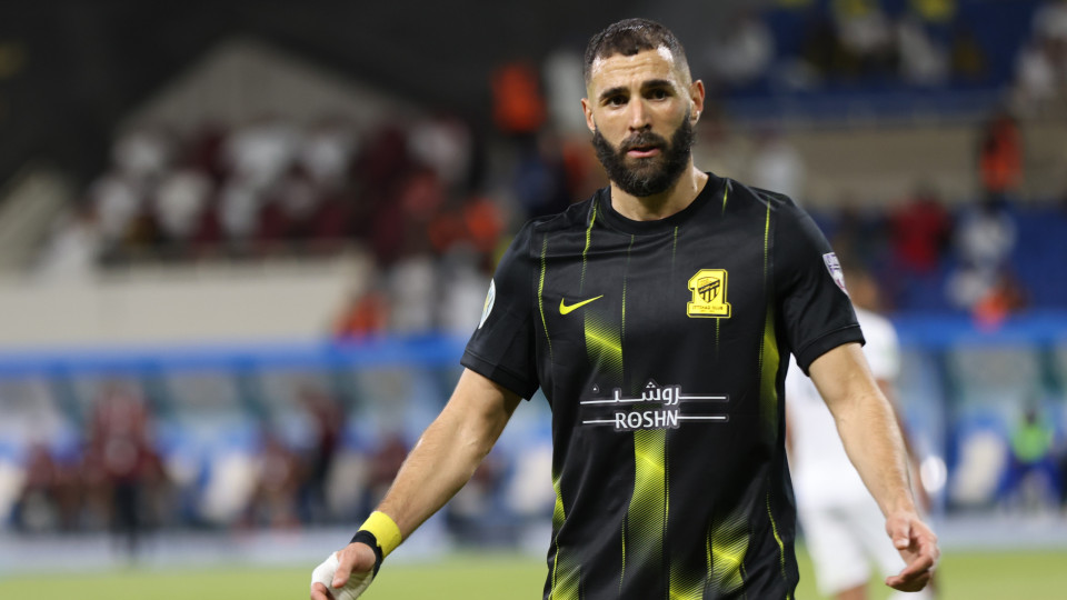 Al-Ittihad, time de Benzema, se retira de campo e jogo é cancelado