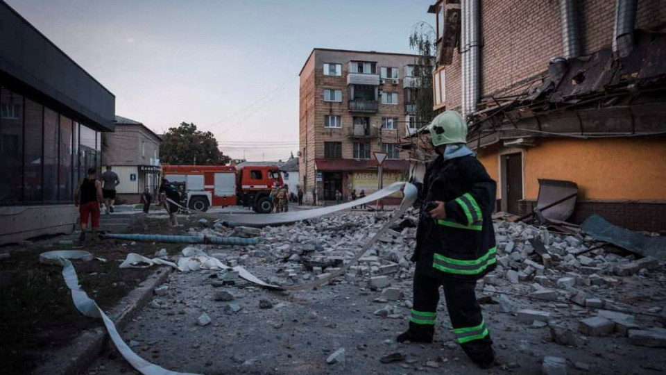 Governo ucraniano acusa Rússia de atacar equipas de resgate em Pokrovsk