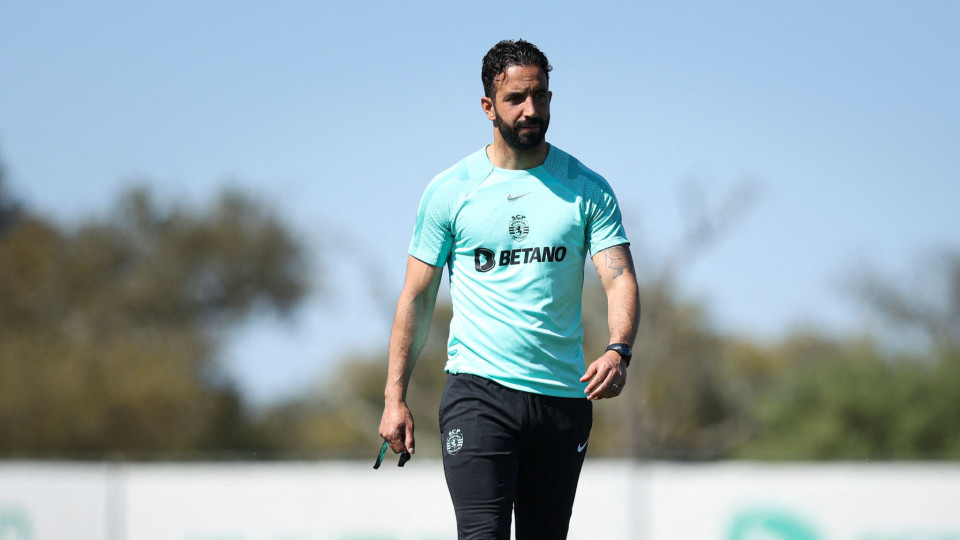 Rúben Amorim chama 'leõezinhos das balizas' ao treino do Sporting