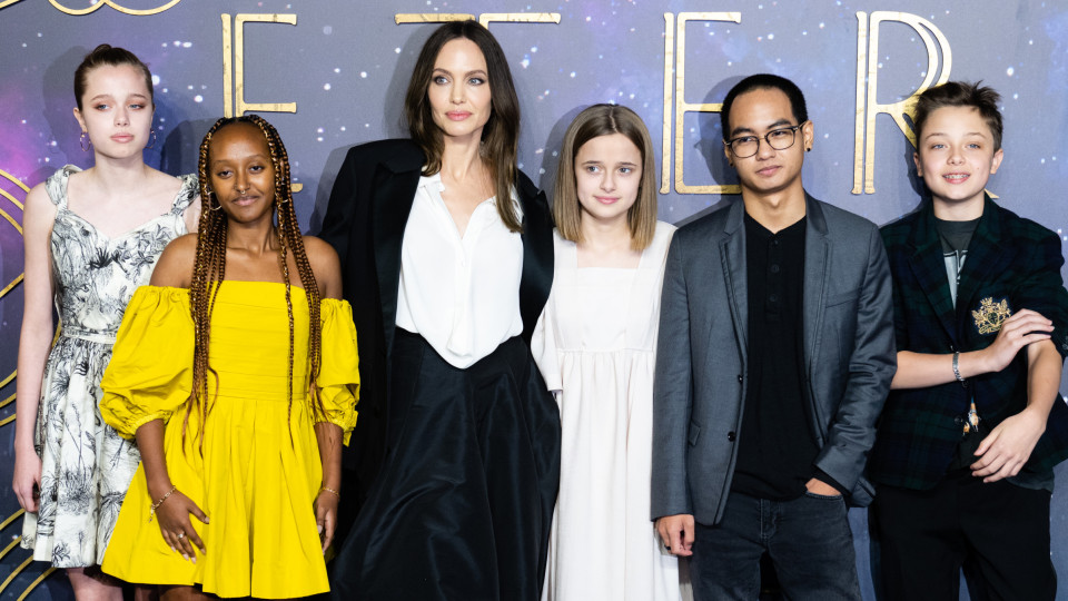 Angelina Jolie conta como os filhos a têm ajudado a 'encontrar-se'