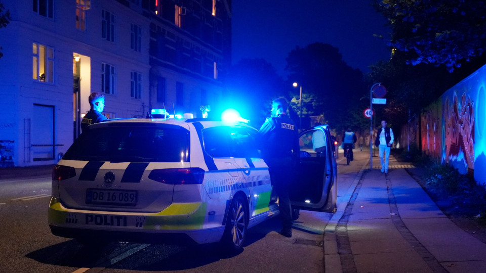Um morto e quatro feridos em tiroteio em bairro de Copenhaga