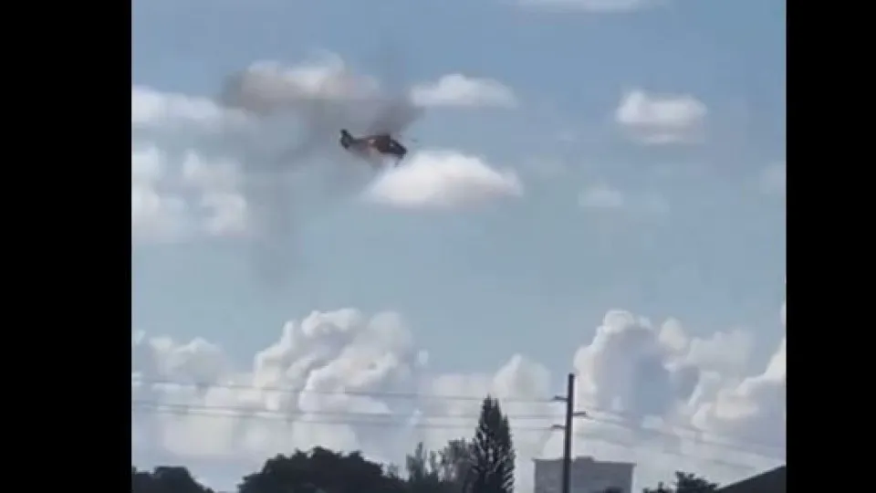 Helicóptero de emergência médica despenha-se no EUA. Há 2 feridos