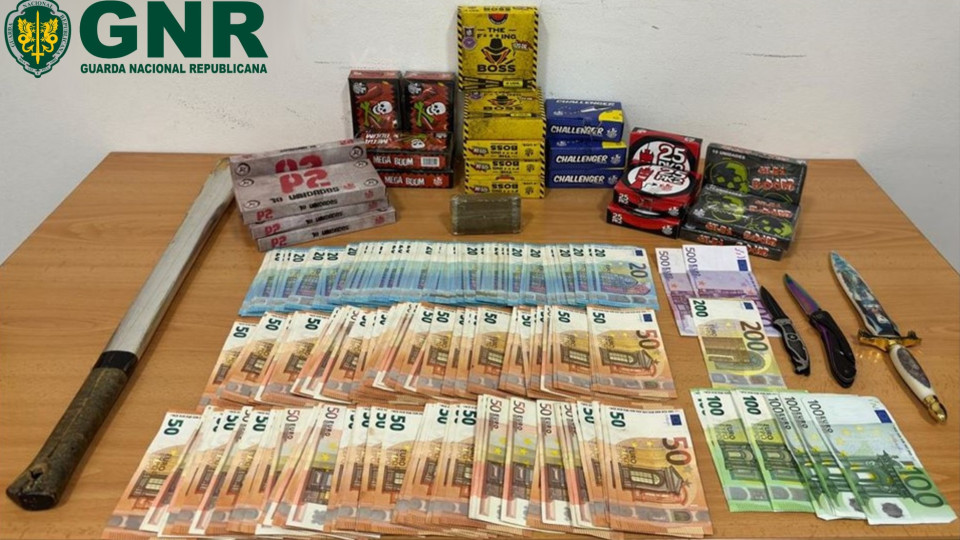 Detido por tráfico de droga tinha quase 10 mil euros em notas em casa