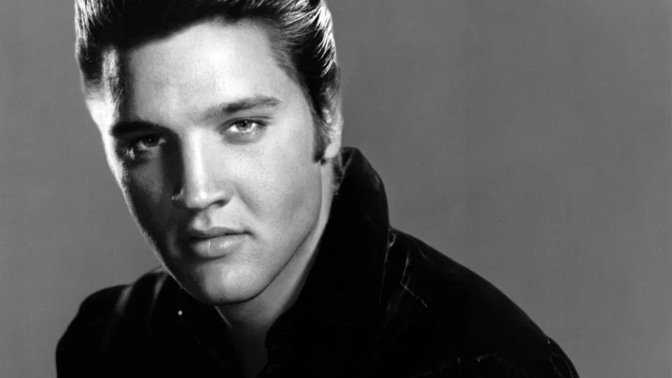 IA mostra como estaria (e cantaria) Elvis aos 88 anos se fosse vivo