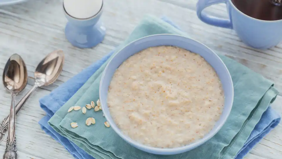 Parecem e sabem a arroz-doce! Aprenda a fazer estas papas de aveia