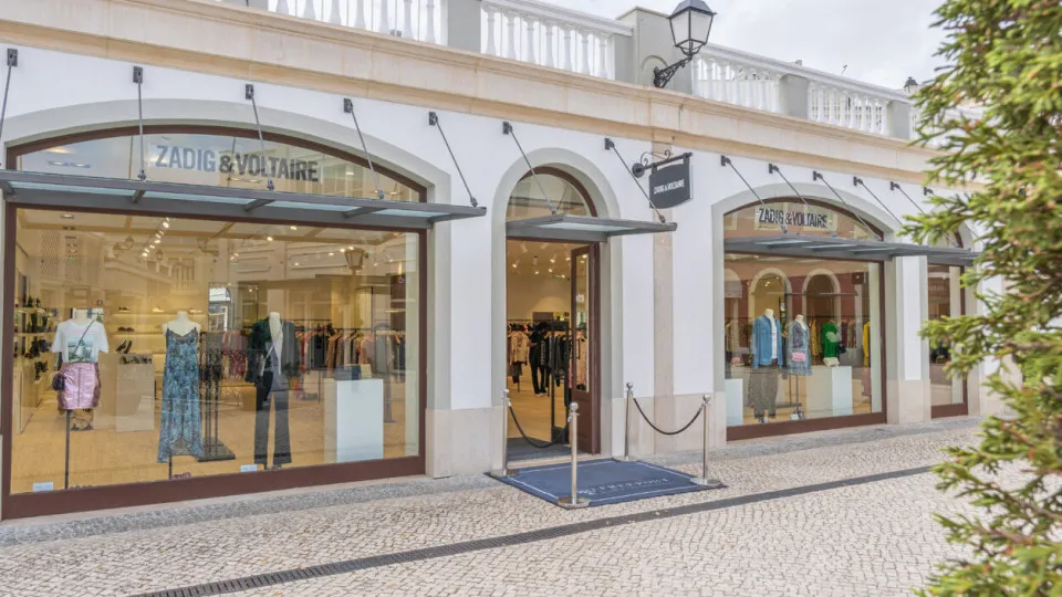 Abriu uma loja Zadig&Voltaire 'outlet' em Portugal com as célebres malas