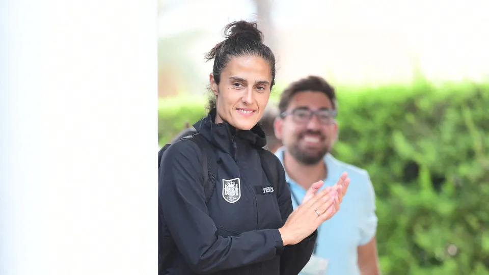 New Spain's head coach Montse Tome arrives at a hotel in Oliva near Valencia, on September 19, 2023 one day after new coach of Spain's female football team announced the squad for the UEFA Nations League football matches against Sweden and Switzerland. Ne