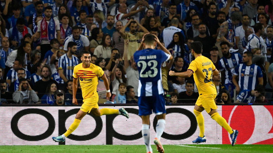 Notas do FC Porto-Barcelona: Dragão estudou, mas catalão subiu às Torres