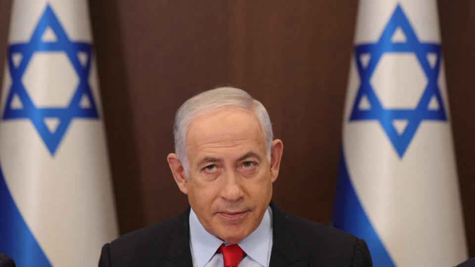 Netanyahu condena "cruel propaganda" de vídeo com reféns do Hamas