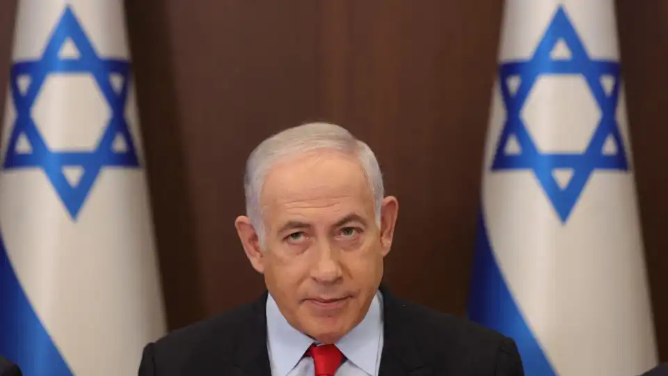 Netanyahu recorda aos Hutis bombardeamento israelita em Hodeida