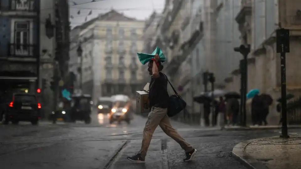 Prepare-se! Próxima semana será de muita chuva e vento forte