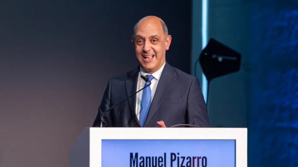 Manuel Pizarro recebe apoio do 'eleitor' José Luís Carneiro
