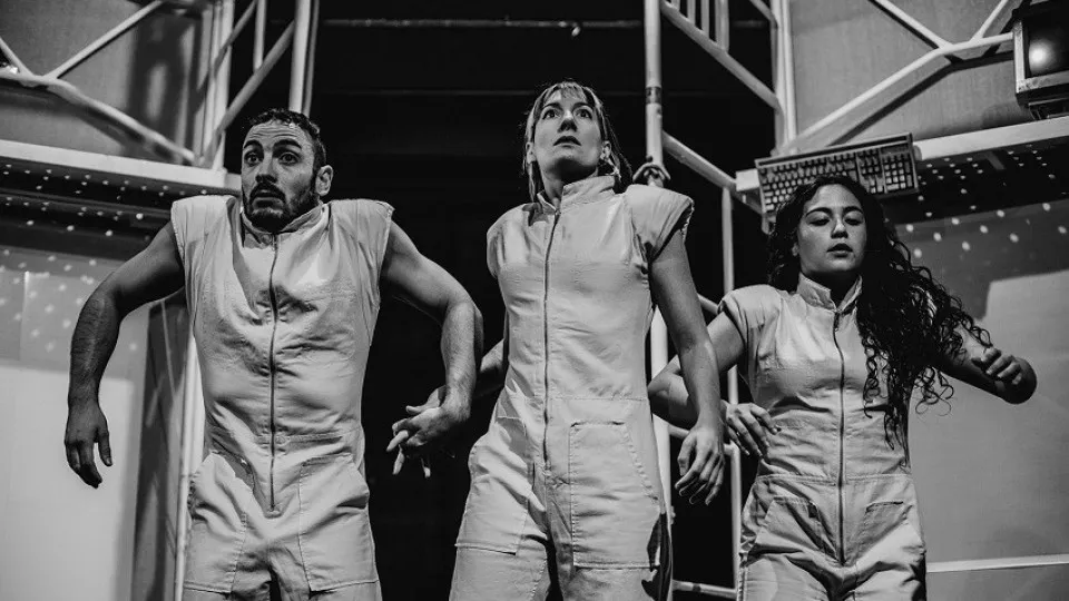 Teatro Estúdio Fontenova estreia 'Barbo, salvar Gaia rumo a Yod'