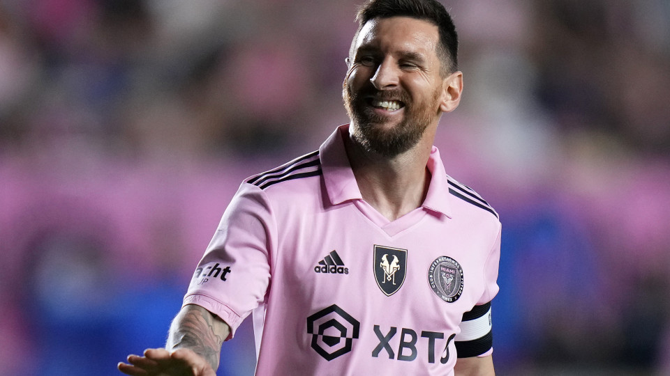 Vizinho de Messi ganha 23 milhões de euros às custas do argentino