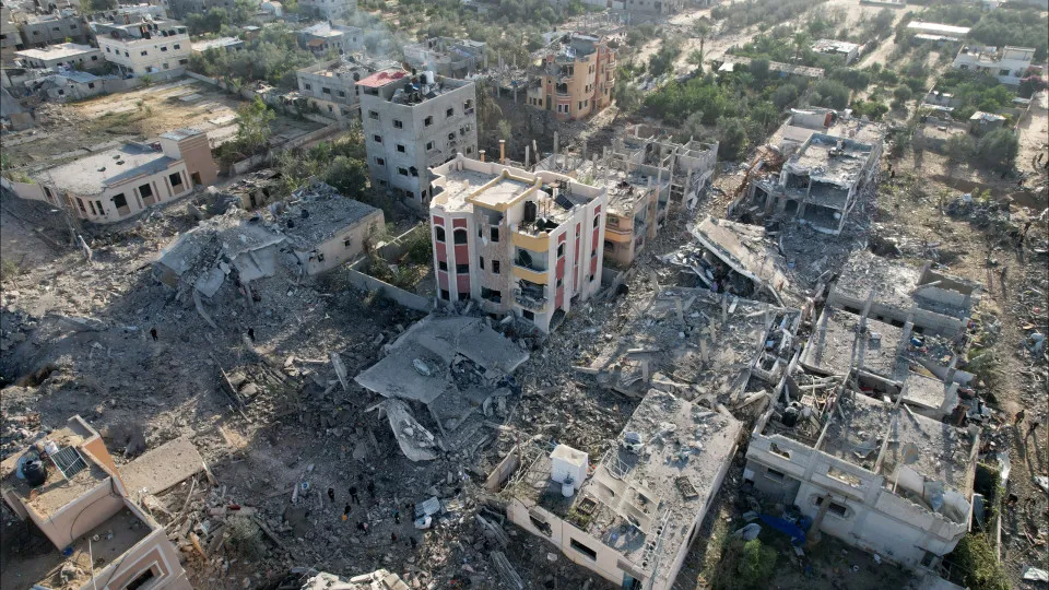 Irão apoia qualquer iniciativa que ponha fim a "crimes de guerra" em Gaza