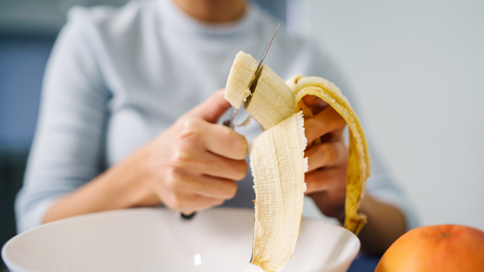 Pessoas com esta condição devem evitar comer bananas