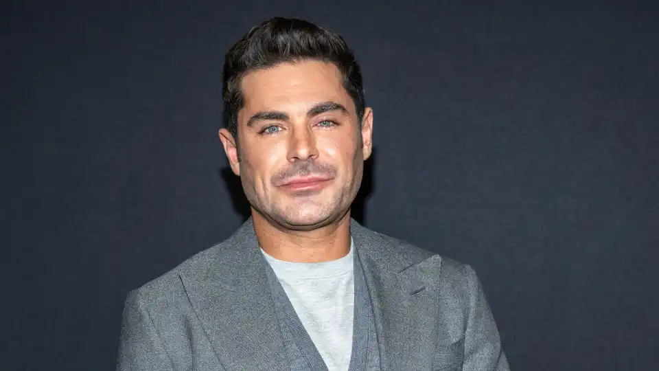 Zac Efron agradece estrela do Passeio da Fama: "Que honra"