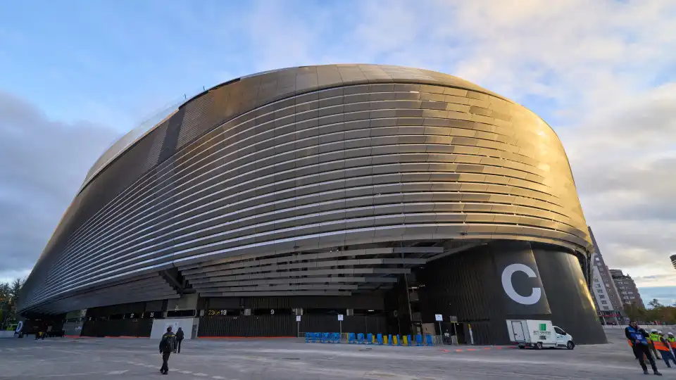 Queixas dos vizinhos obrigam Real Madrid a fechar Bernabéu a concertos