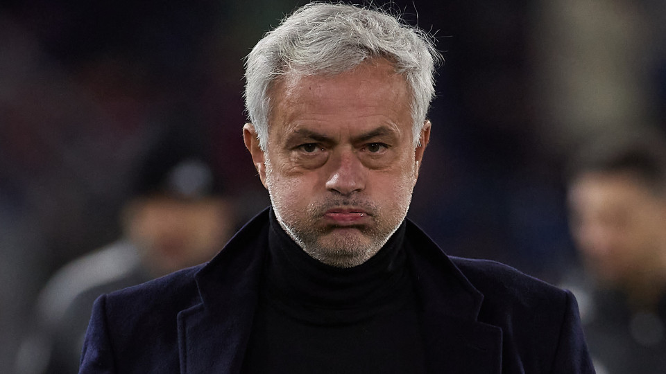 José Mourinho envia recado ao plantel da AS Roma: "Nós, apenas nós..."