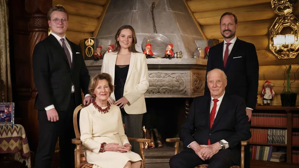 A grande ausência do postal de Natal da família real da Noruega