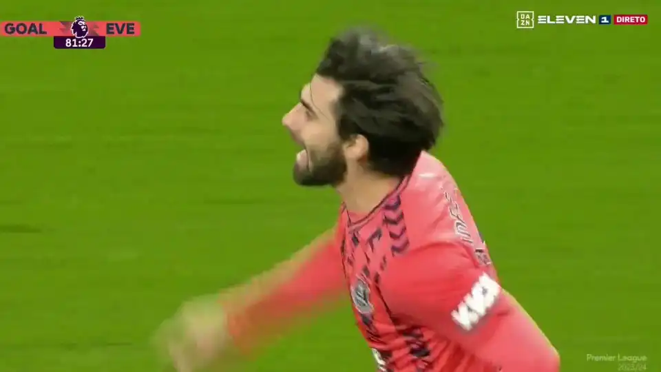 Saudades? André Gomes voltou ao Everton com fome de golo e já festejou