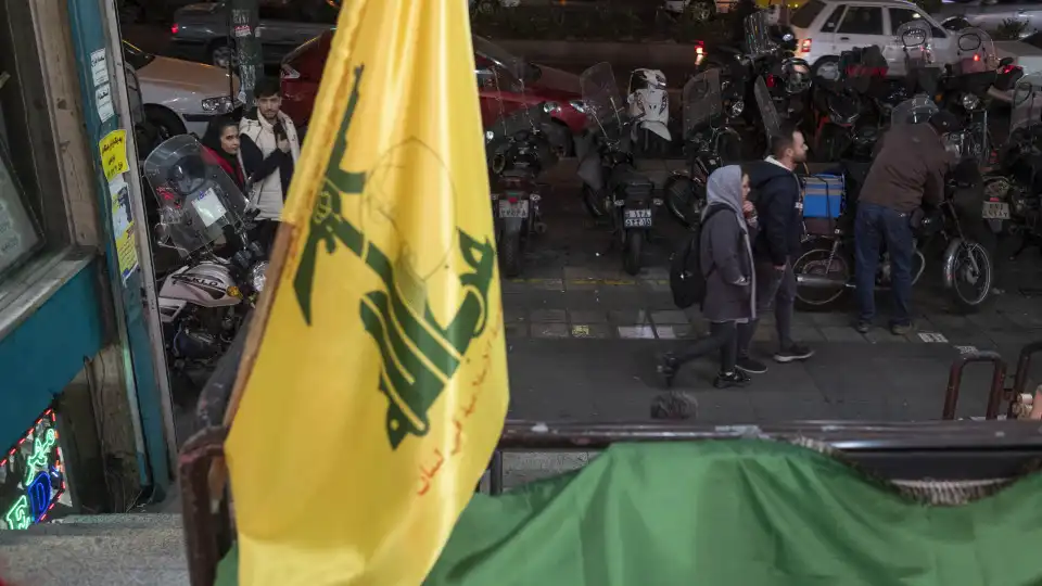 Dois socorristas do Hezbollah mortos em ataque israelita no sul do Líbano