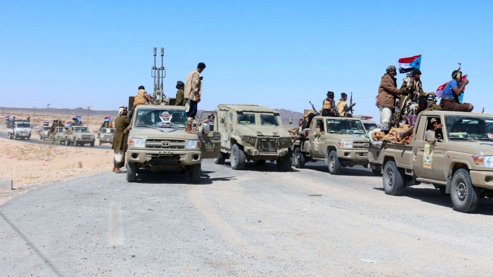 Exército dos EUA destrói sete radares dos rebeldes Hutis no Iémen