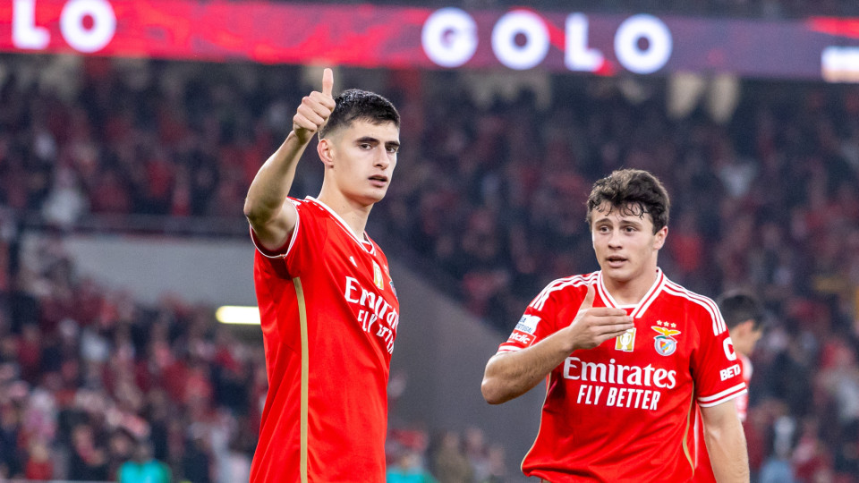 Joao Neves and António Silva coveted: "Benfica has to sell players"