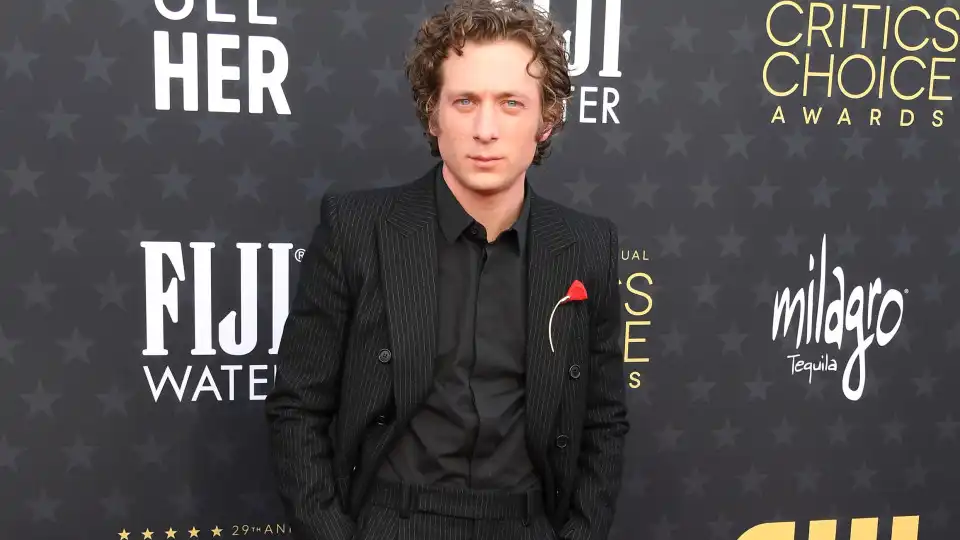 A primeira imagem oficial de Jeremy Allen White a fazer de Springsteen