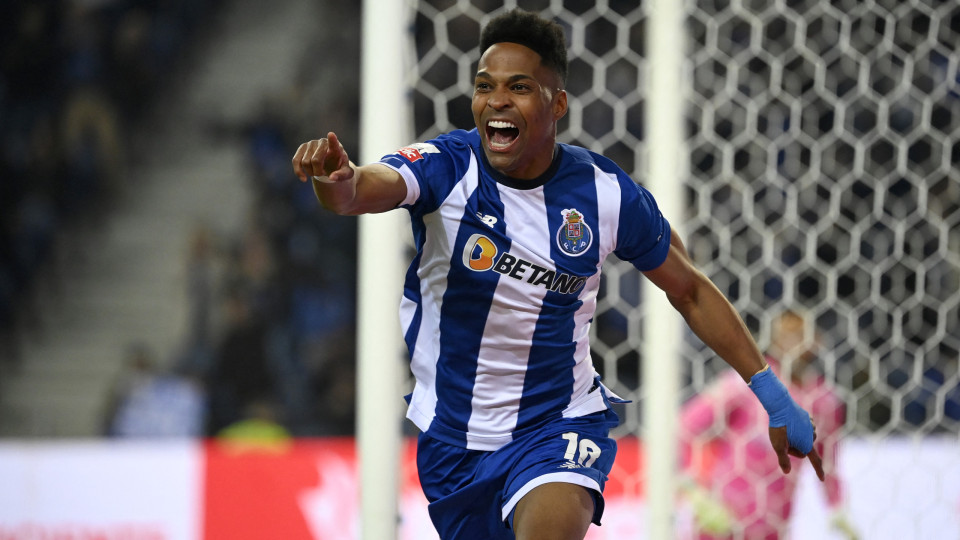'Colosso' italiano quer Wendell para substituir ex-lateral do FC Porto