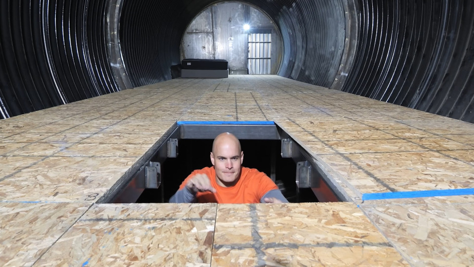 Youtuber gastou quase 100 mil dólares a construir abrigo subterrâneo