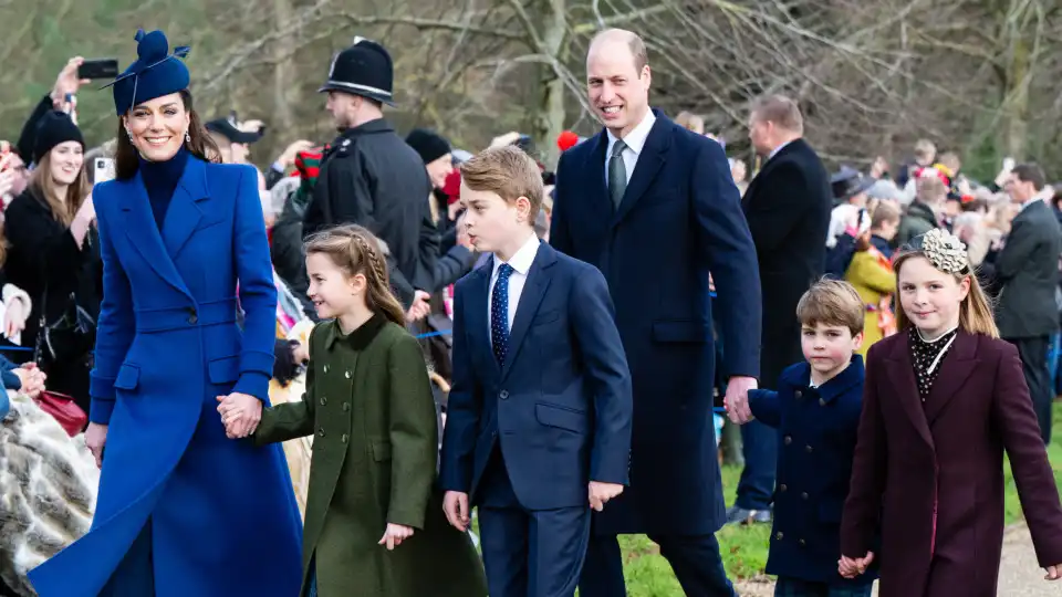 William visitou Kate todos os dias mas os filhos ainda não viram a mãe