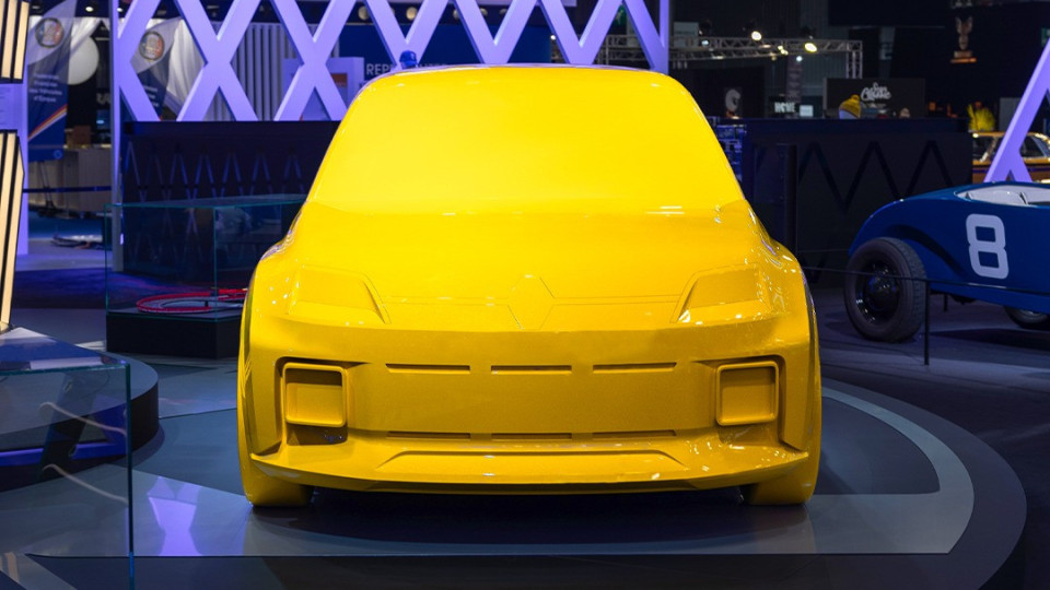 Renault 5 terá três cores icónicas disponíveis. Sabe quais são?