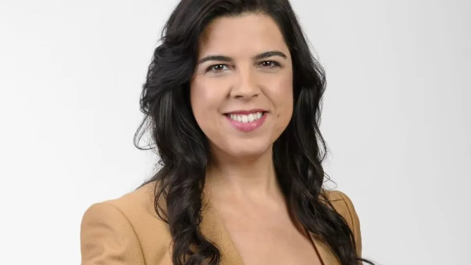 Inês Sousa Real sofreu queda e fraturou ombro. PAN mantém agenda