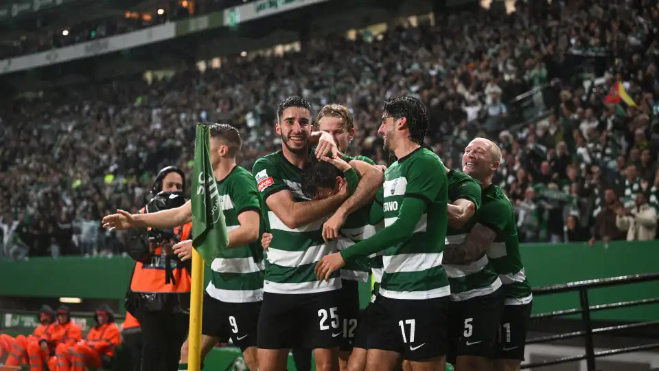 Sporting vinga Taça da Liga, 'esmaga' Sp. Braga e recupera liderança