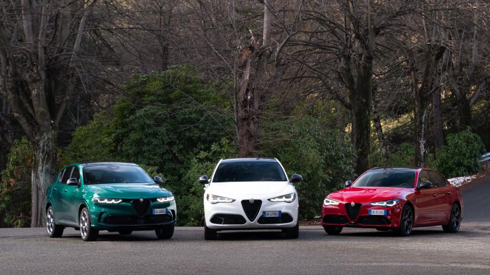 Alfa Romeo lança nova edição 'Tributo' para todos os modelos
