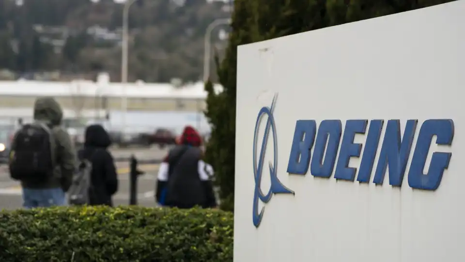 Boeing lança operação de aumento de capital de 19 mil milhões de dólares