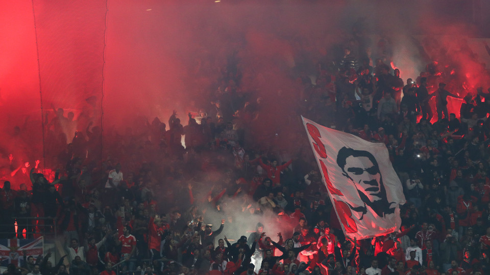 Benfica anuncia condições de venda de bilhetes para Clássico no Dragão