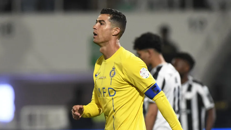 Cristiano Ronaldo já se defendeu de gesto polémico: "Na Europa..." 