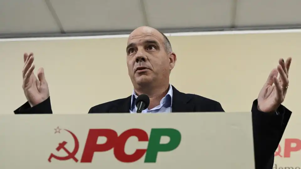 PCP elogia perfil de PGR e revela "esperança" em nova presidente do TdC