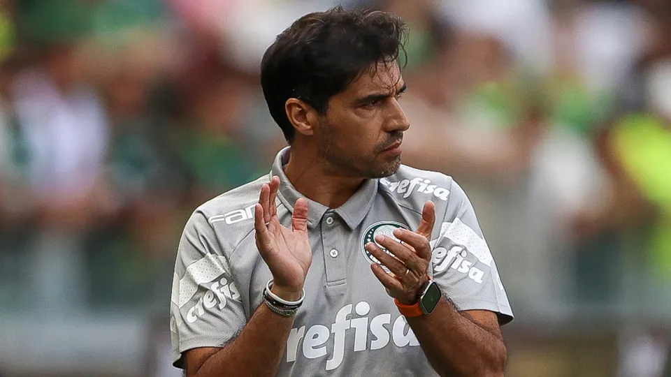 Palmeiras cede pontos, mas Abel continua invencível no trono do Paulistão