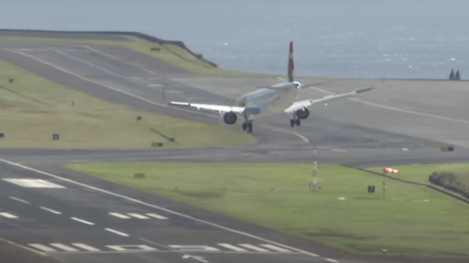 Avião da TAP faz impressionante aterragem na Madeira. Veja o momento
