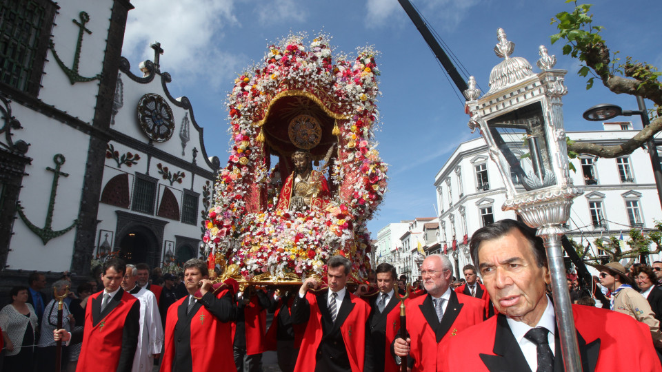 Festas do Santo Cristo nos Açores terá missa em inglês