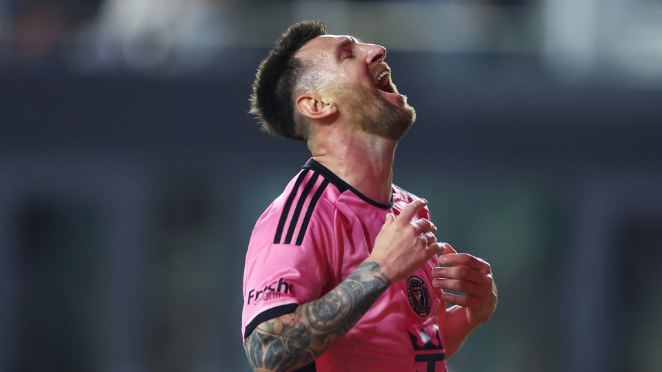 Messi regressa com golo, mas nem assim o Inter Miami 'ressuscita'