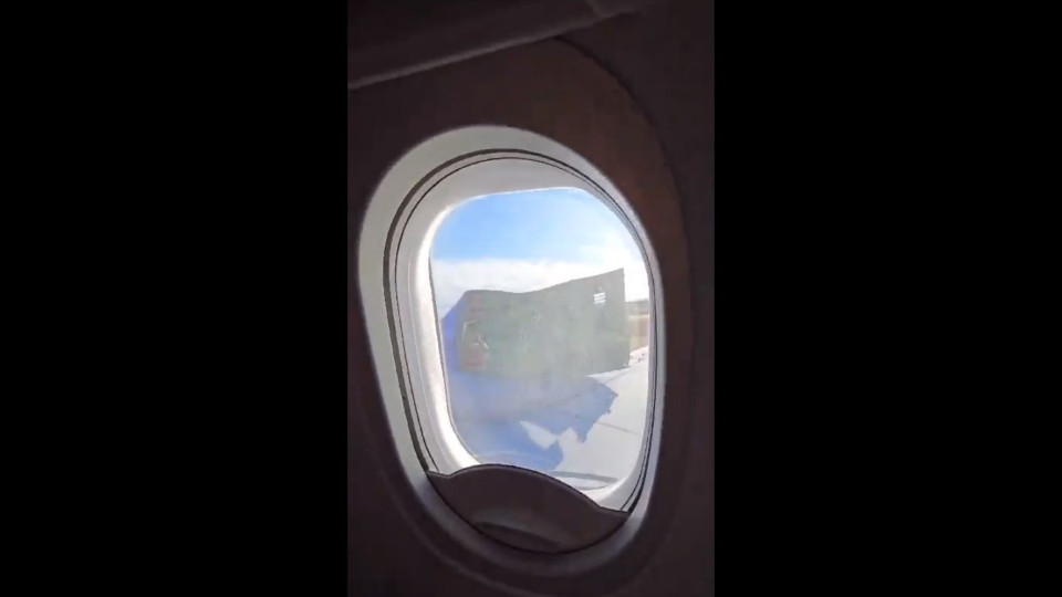 Avião da Southwest Airlines perde cobertura do motor durante descolagem