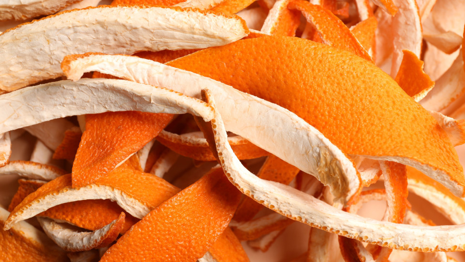 Three delicious ways to (re)use orange and lemon peels