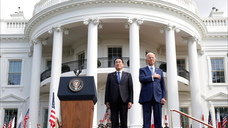 Biden elogia parceria "florescente" e "indestrutível" com Japão