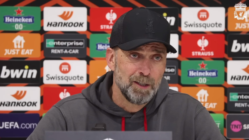 "Shortest ever press conference". Klopp stunned after defeat