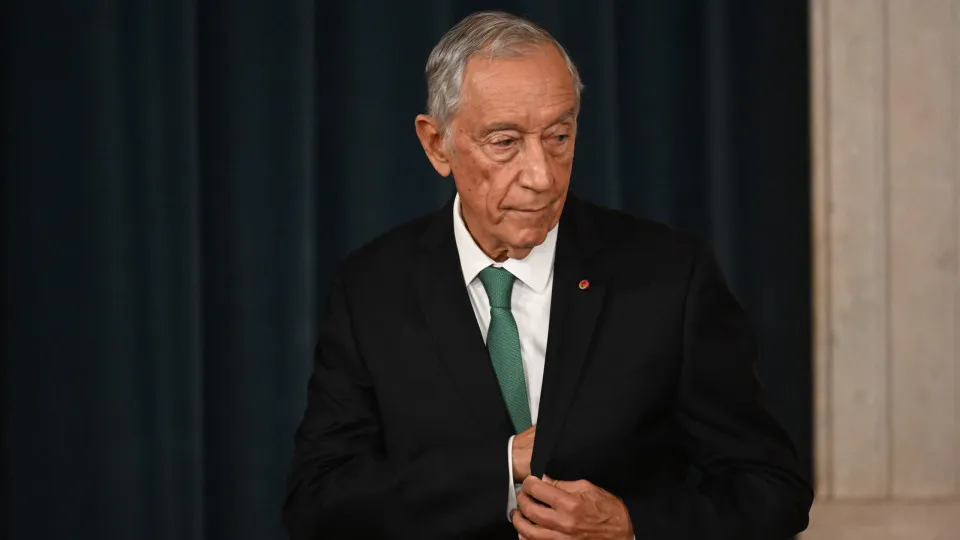 "Condolências". Marcelo lamenta morte do almirante Saldanha Lopes